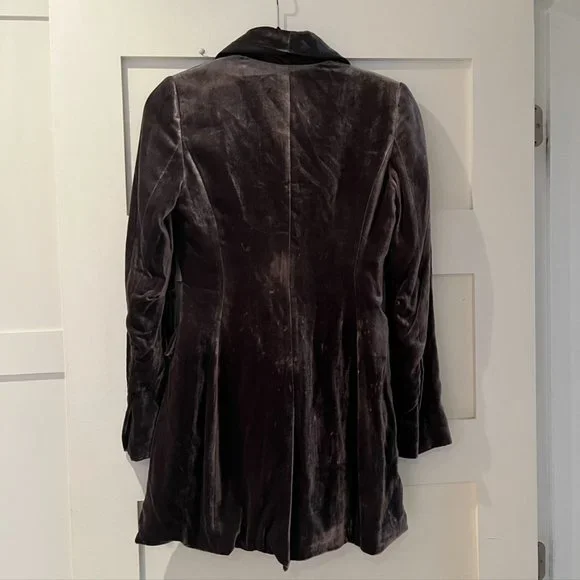 BCBG Max Azria - Picture 4 of 5